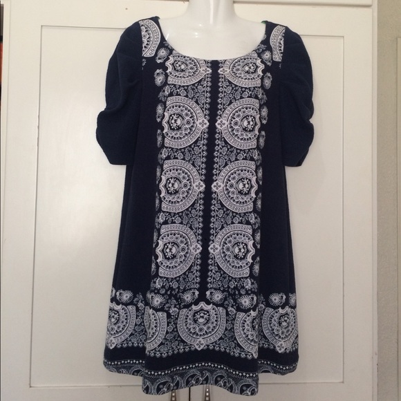 {Anthro} Akemi + Kin Manet Tunic Dress - Picture 2 of 6